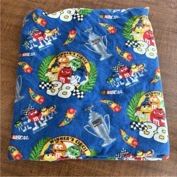 M&M’s 38 NASCAR 2007 Fabric Piece 51” /42” David Gilliland Robert Yates Cl - Picture 1 of 3